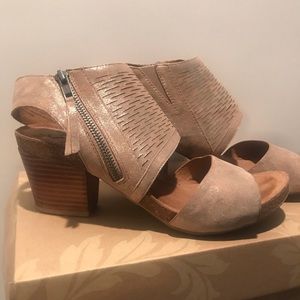 Sofft Milan women’s sandal